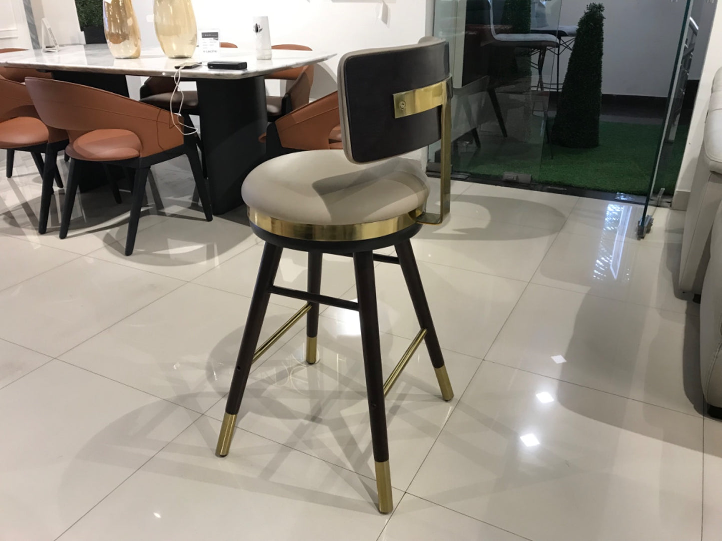 CHAPLIN - BAR STOOL - BTM