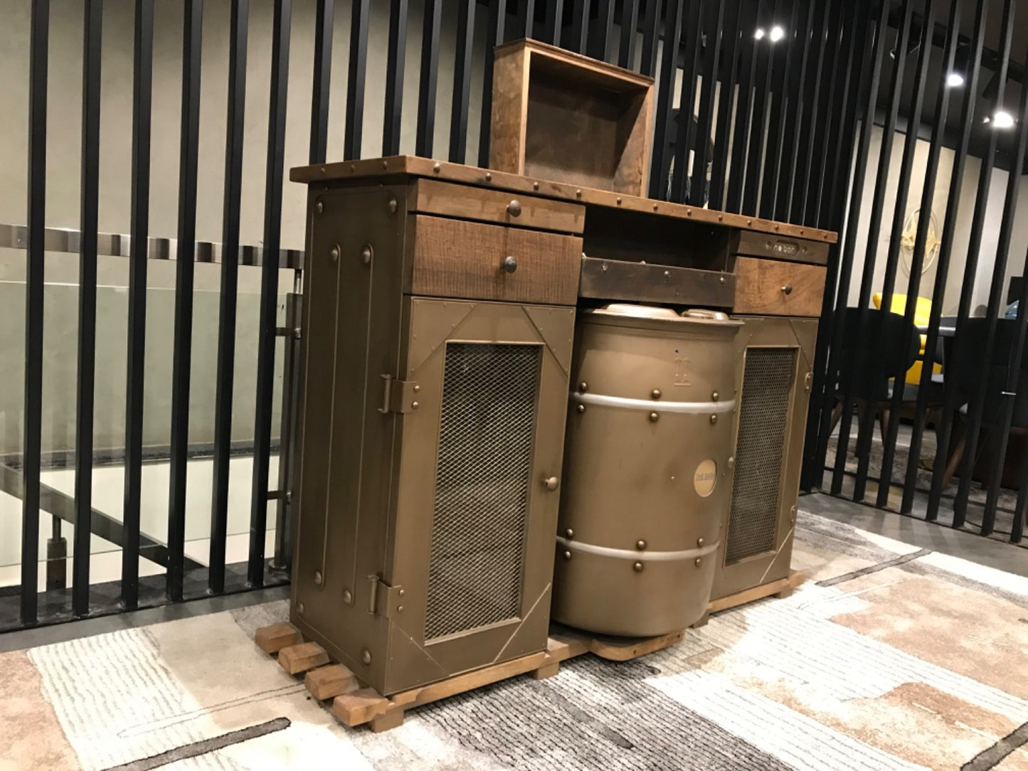 BARN - BAR UNIT - MUM