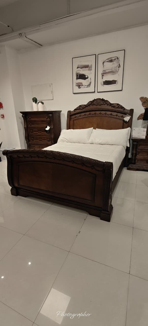 B553-74+75+77 - QUEEN SLEIGH BED - MDP