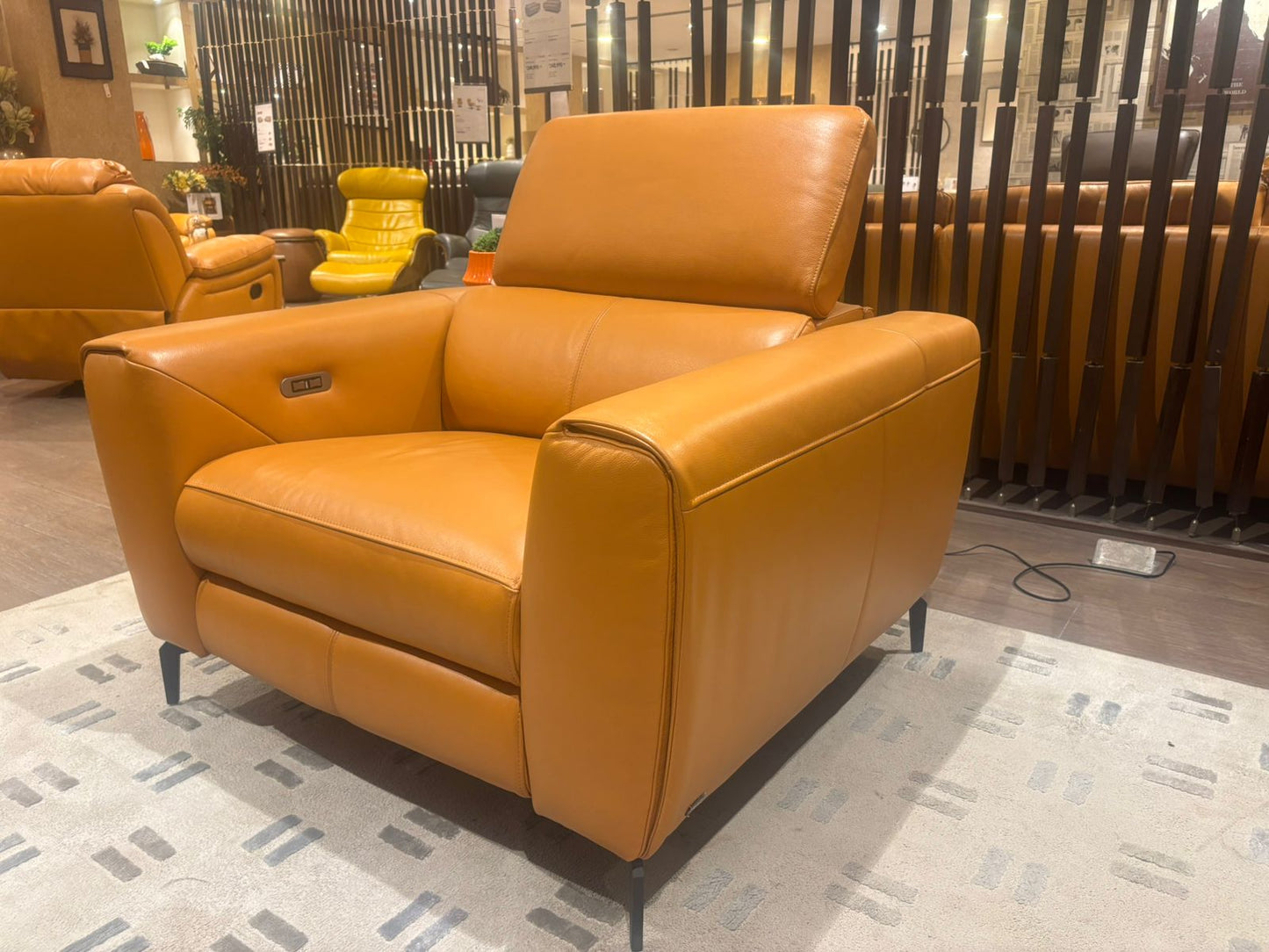 5321 - 1 SEATER RECLINER(ELECTRIC) - WFD