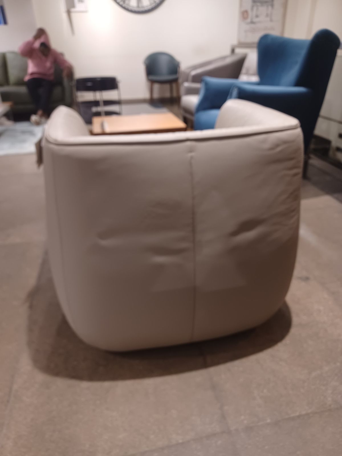 C195 - SWIVEL CHAIR - WFD