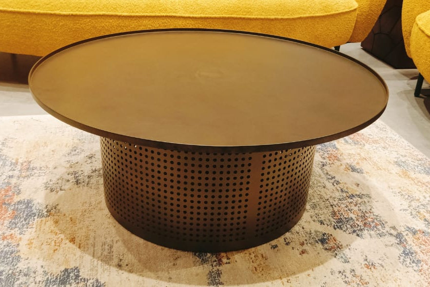450E - COFFEE TABLE - OUTLET