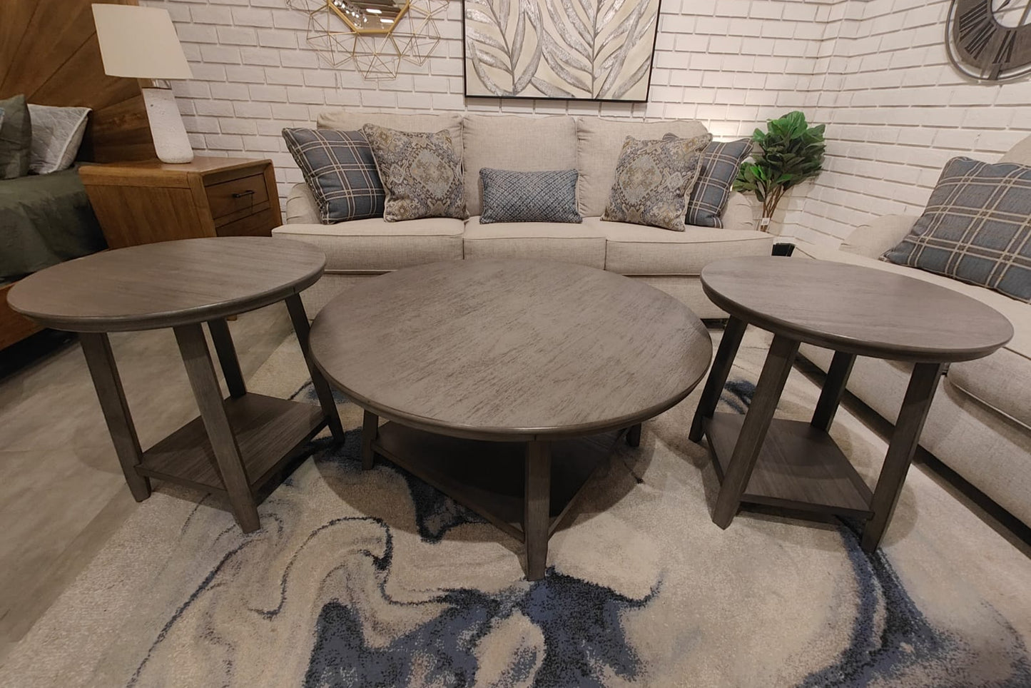 T188-13 - TABLE SET - BWDA