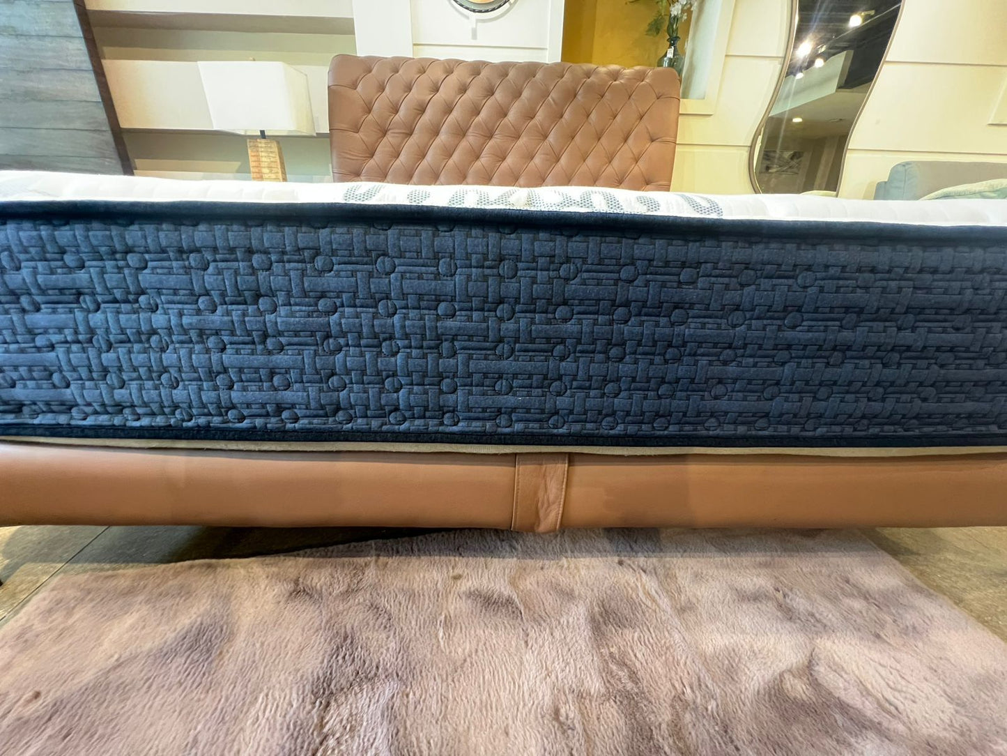 M61131W2 - QUEEN MATTRESS - WFD
