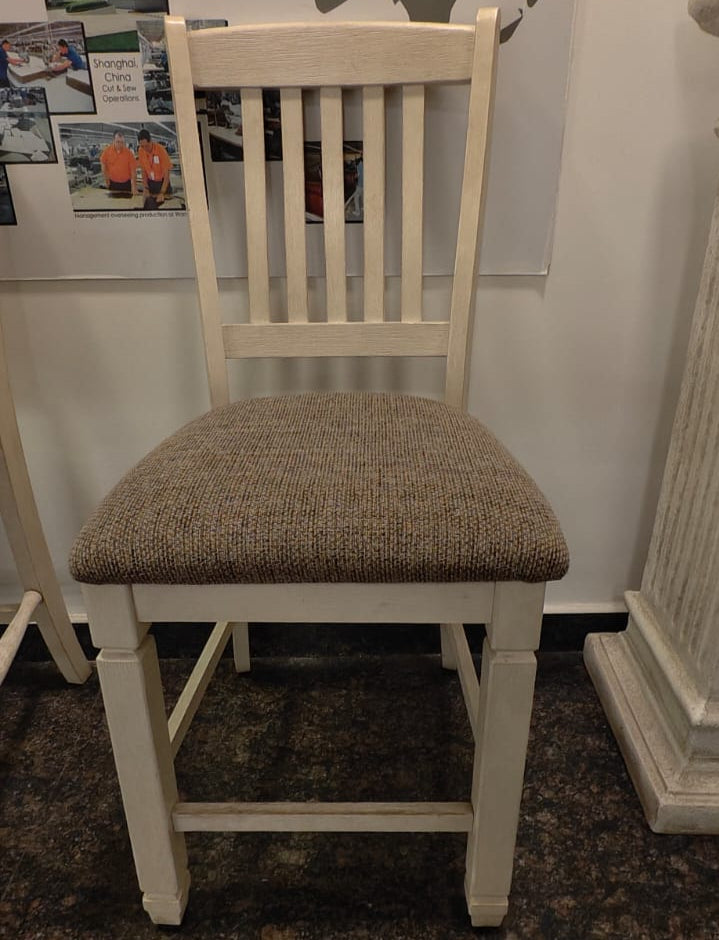 D647-124(1) - BARSTOOL - MDP