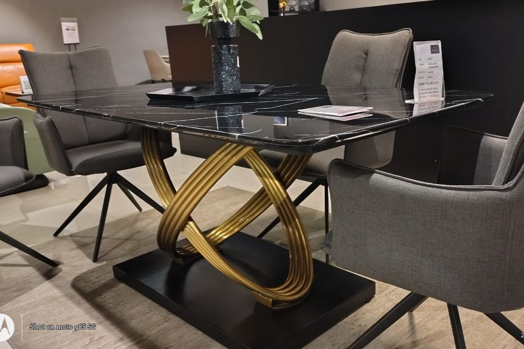 HEAVY - DINING TABLE - GB