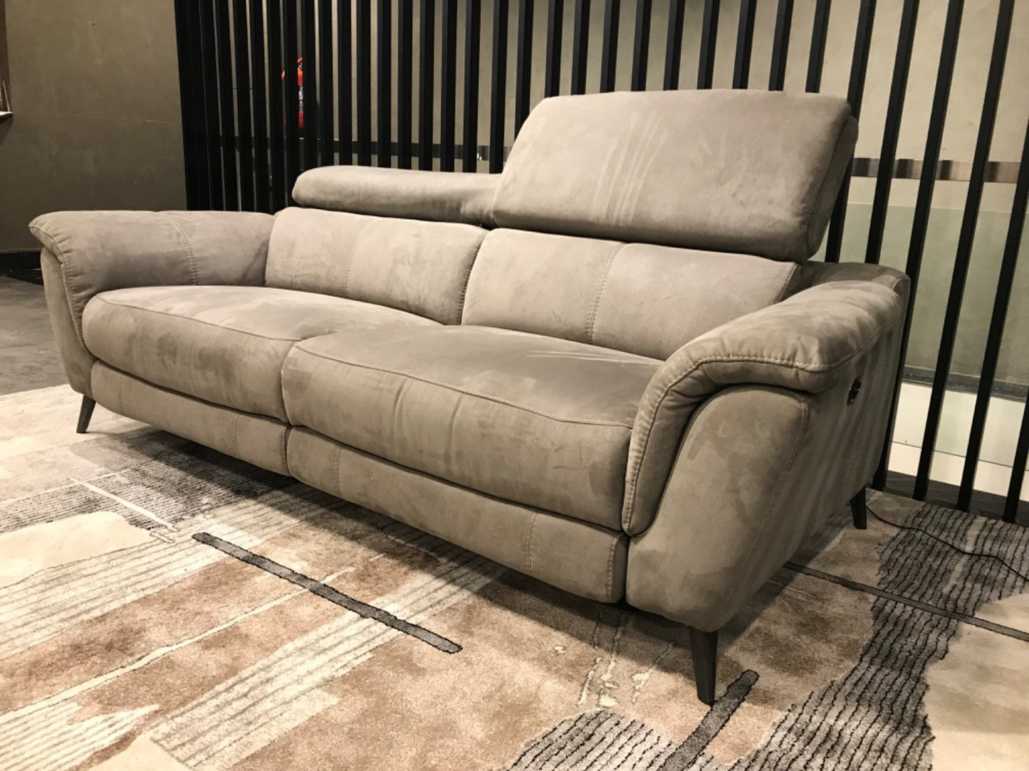 RS-12627 - 2.5-SEATER RECLINER(ELECTRIC) - MUM