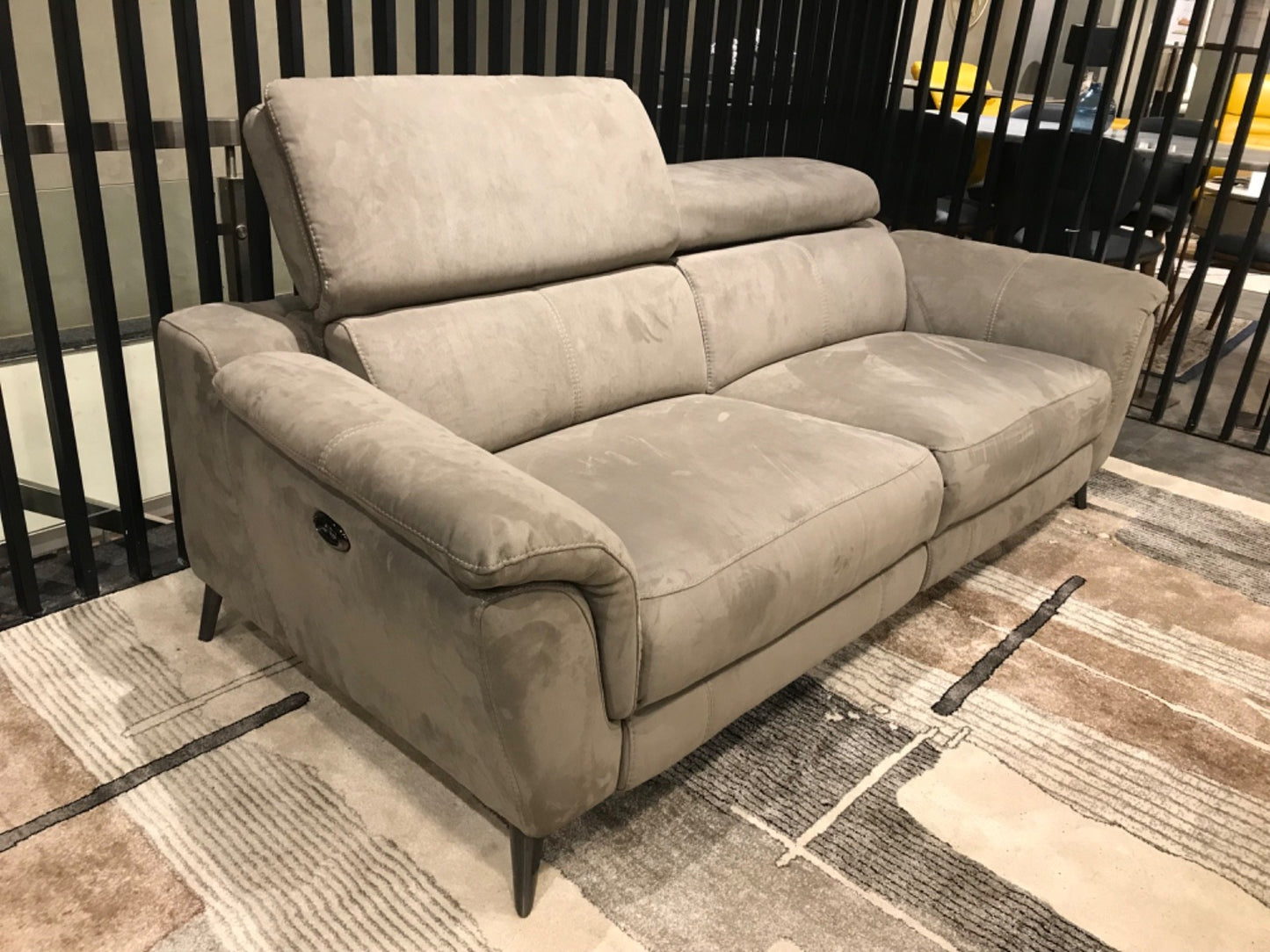 RS-12627 - 2.5-SEATER RECLINER(ELECTRIC) - MUM