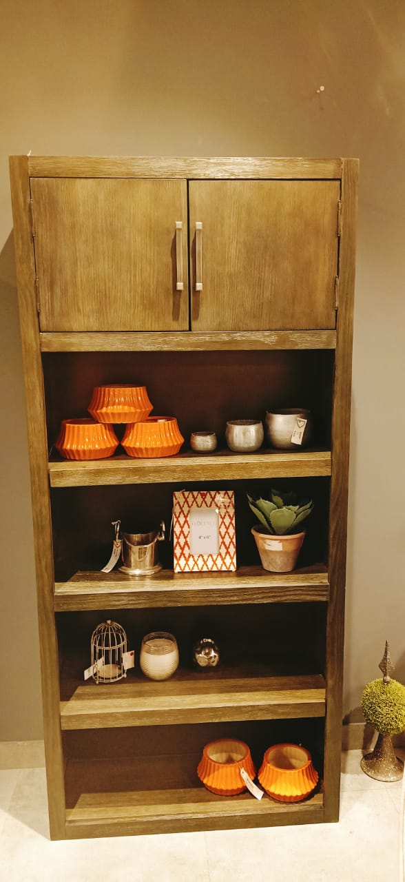 H467-17 - BOOKCASE - OUTLET