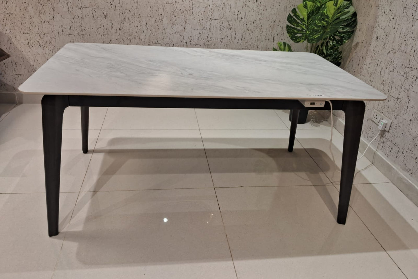 PT3211T-1 - DINING TABLE - BH