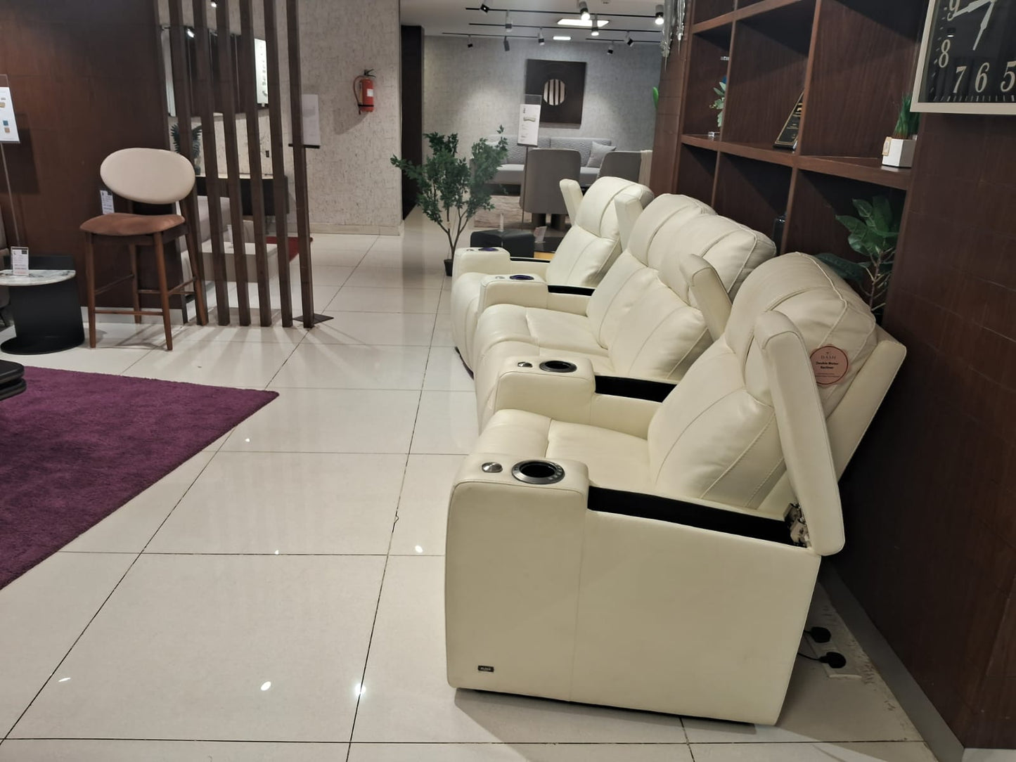 KM.869 - 4 SEATER HOMETHEATRE - BH