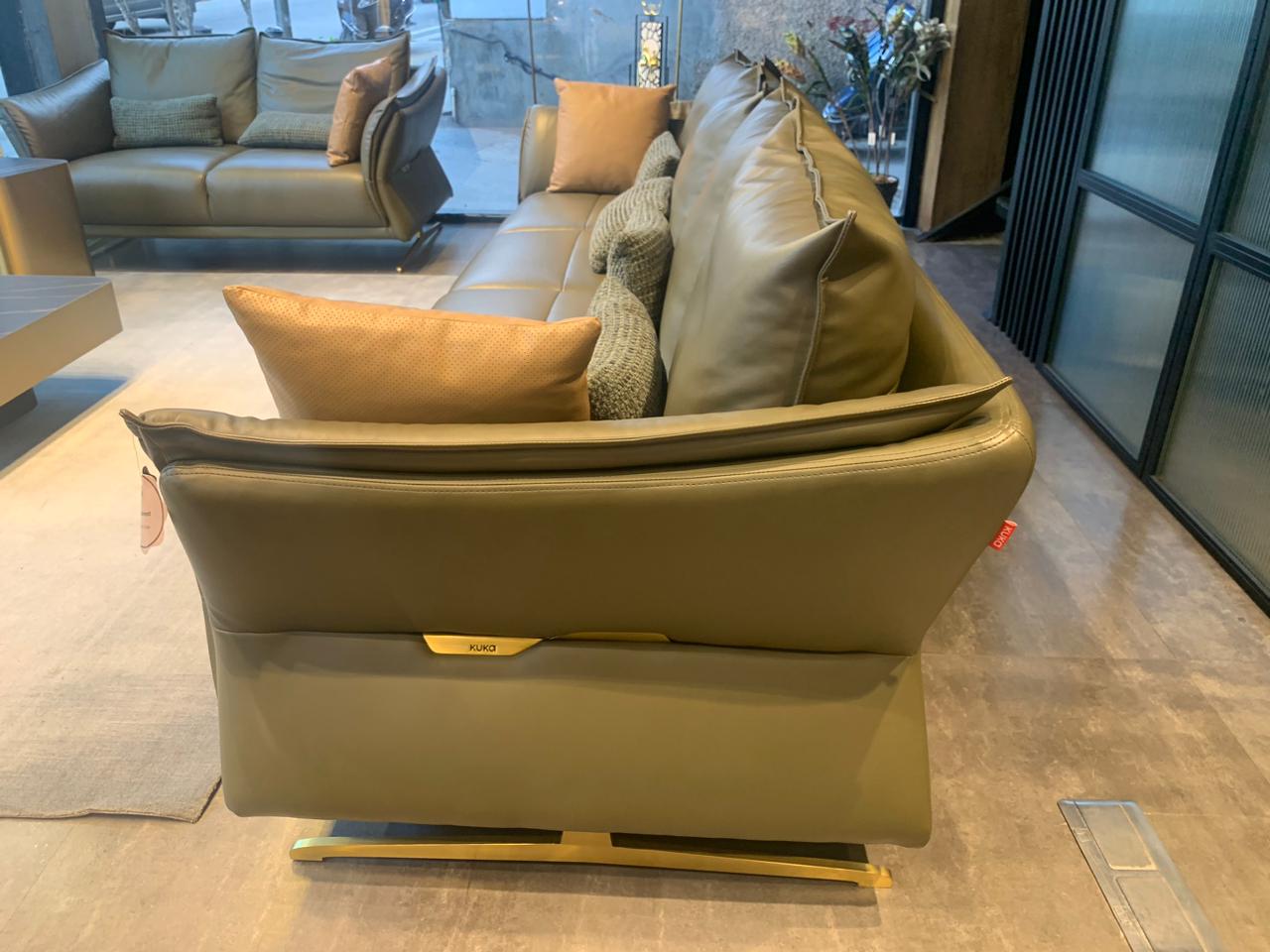 9615(1) - 4 SEATER - STJ