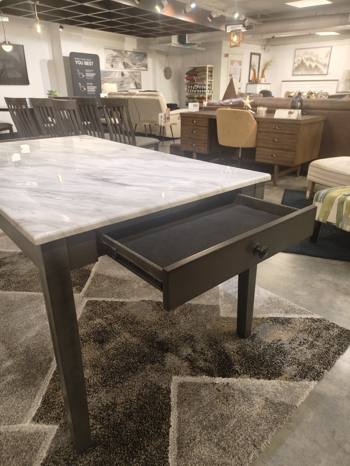 D464-25-01 - DINING SET - CBD