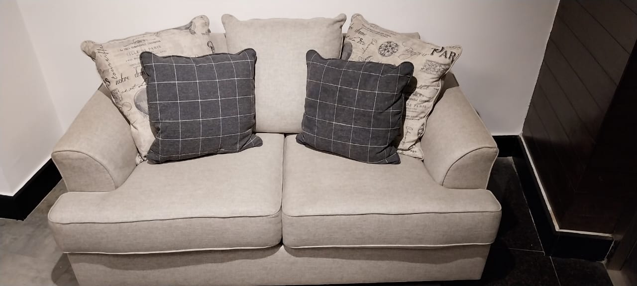 7960435 - 2 SEATER - CBD