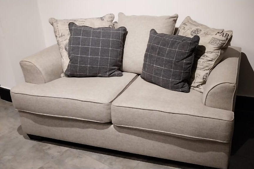 7960435 - 2 SEATER - CBD