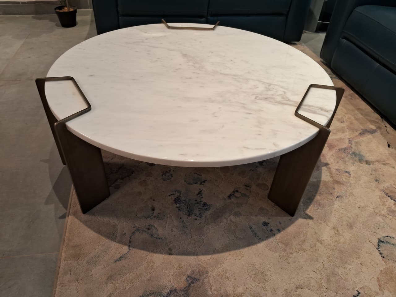 T959(1) - COFFEE TABLE - BH (S54949 - 14-03-2026 - MUTHAHAR ALI - BH)