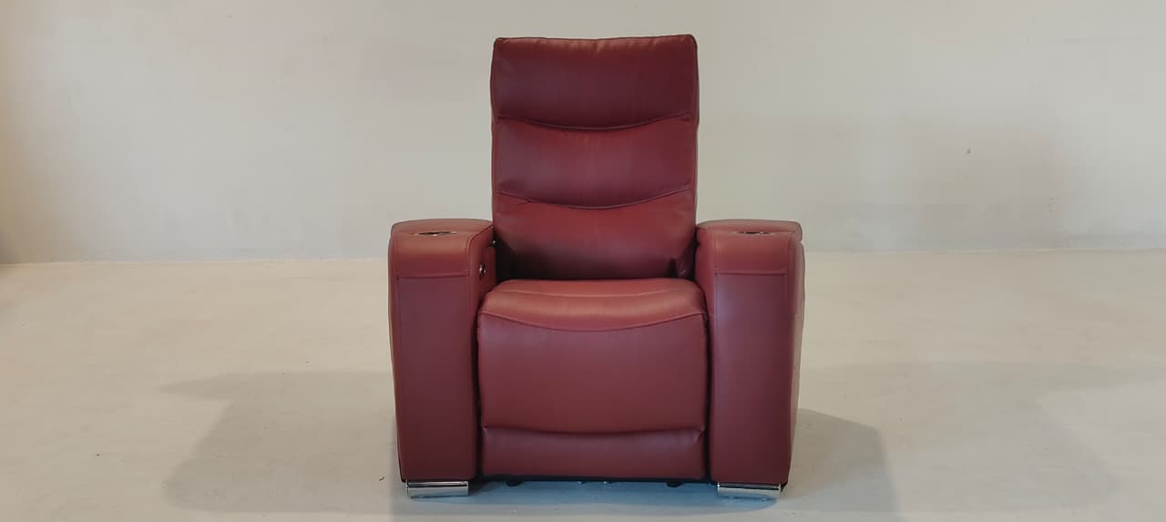 3366(1) - 1 SEATER RECLINER(ELECTRIC) - OUTLET
