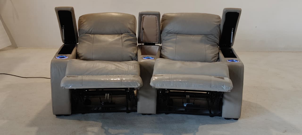 UY111HM - 2 SEATER HOME THEATER - BLR WH