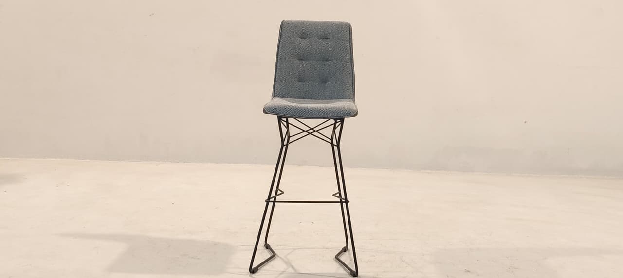 VD9945-B(30) - BAR CHAIR - BLR WH