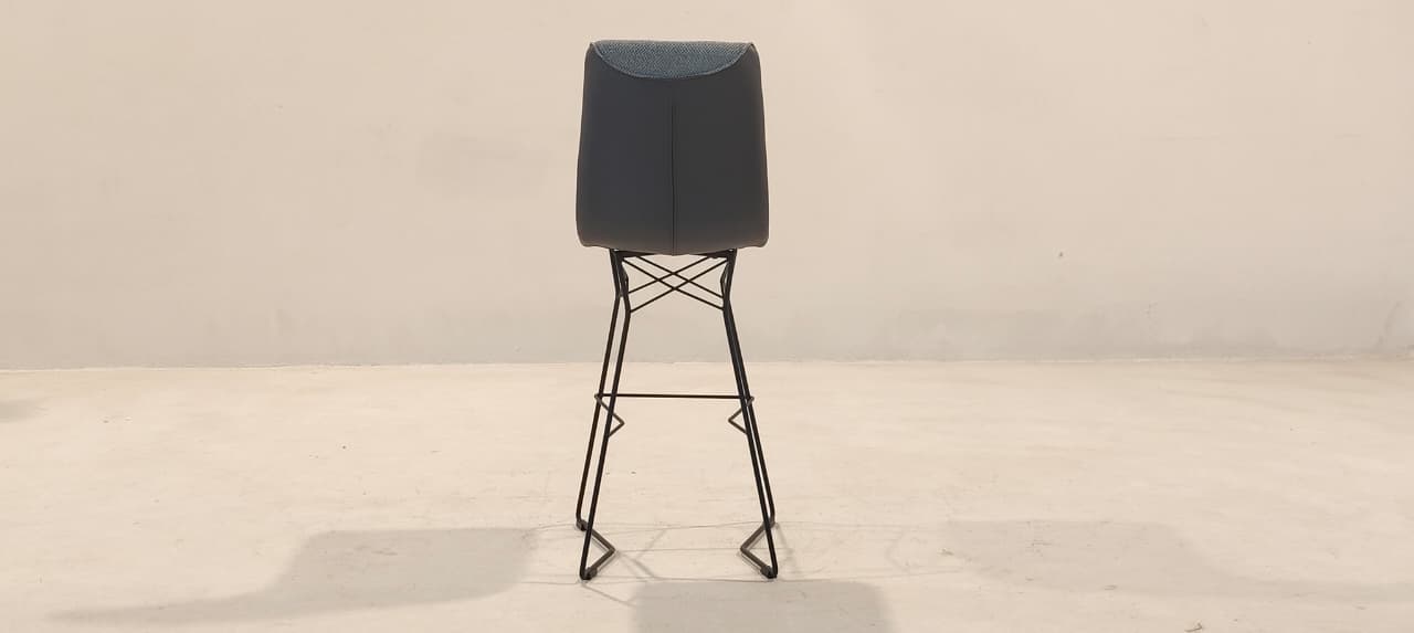 VD9945-B(30) - BAR CHAIR - BLR WH
