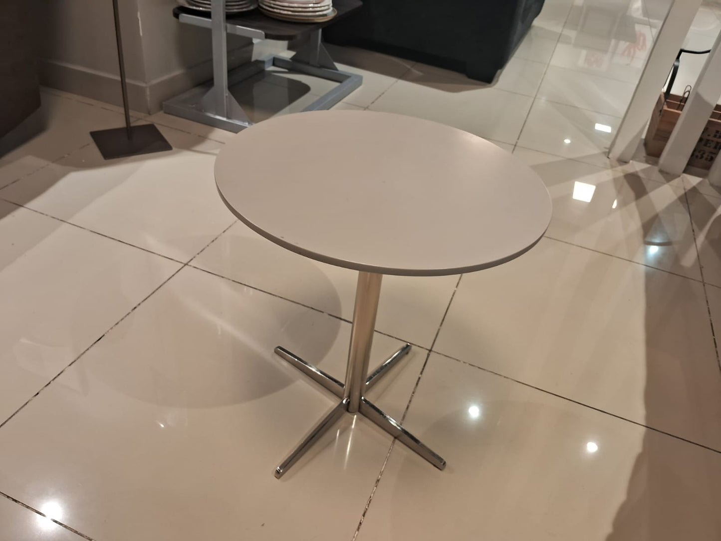 PT1026TB - END TABLE - BH