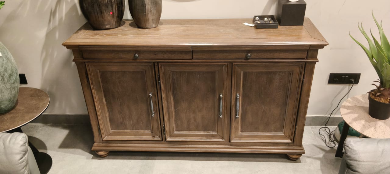 D776-60 - DINING SERVER - OUTLET