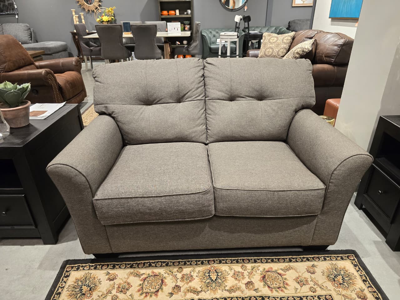 9910138+35 - 3+2 SEATER - OUTLET