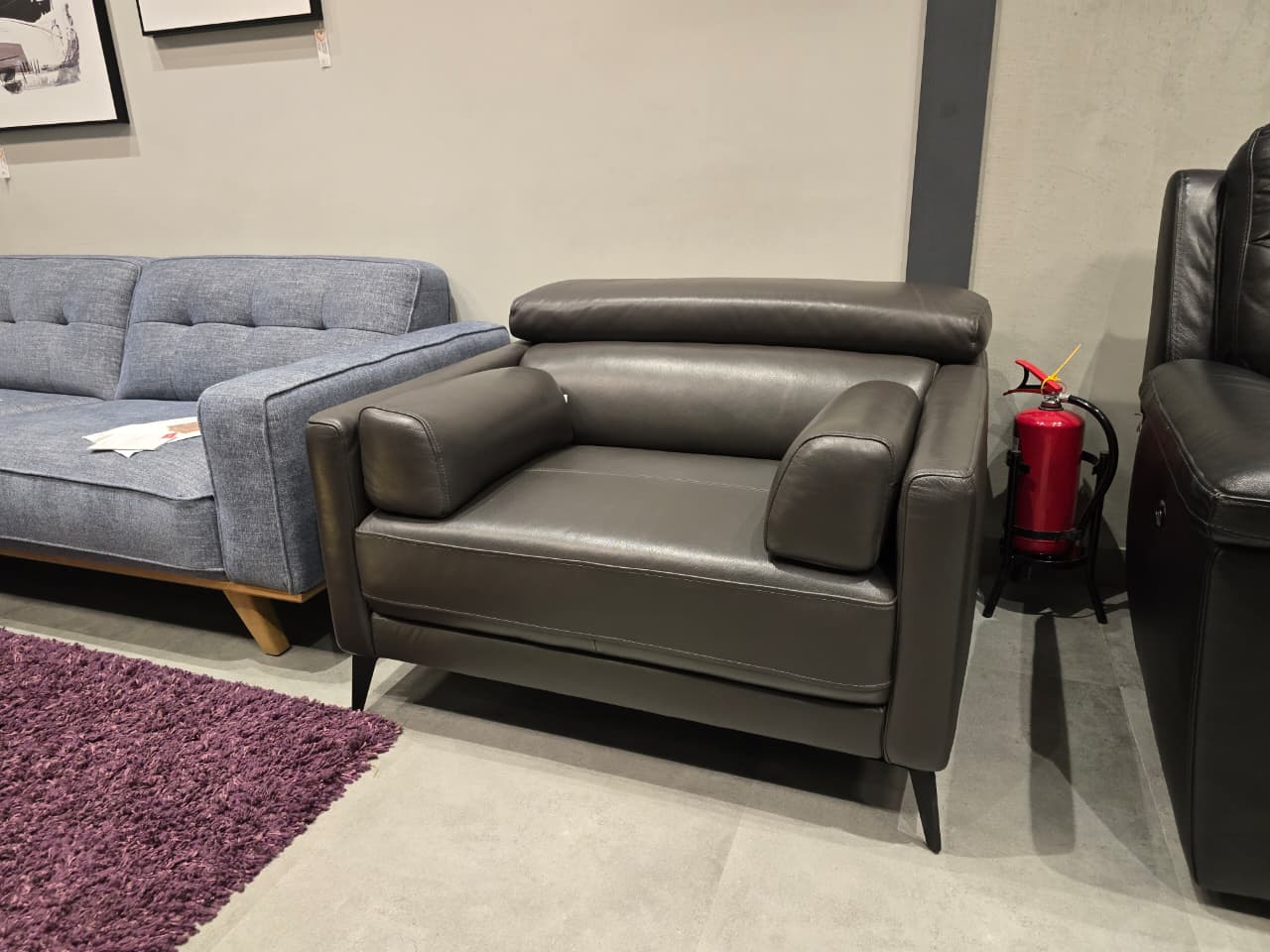5310 - 1 SEATER - OUTLET