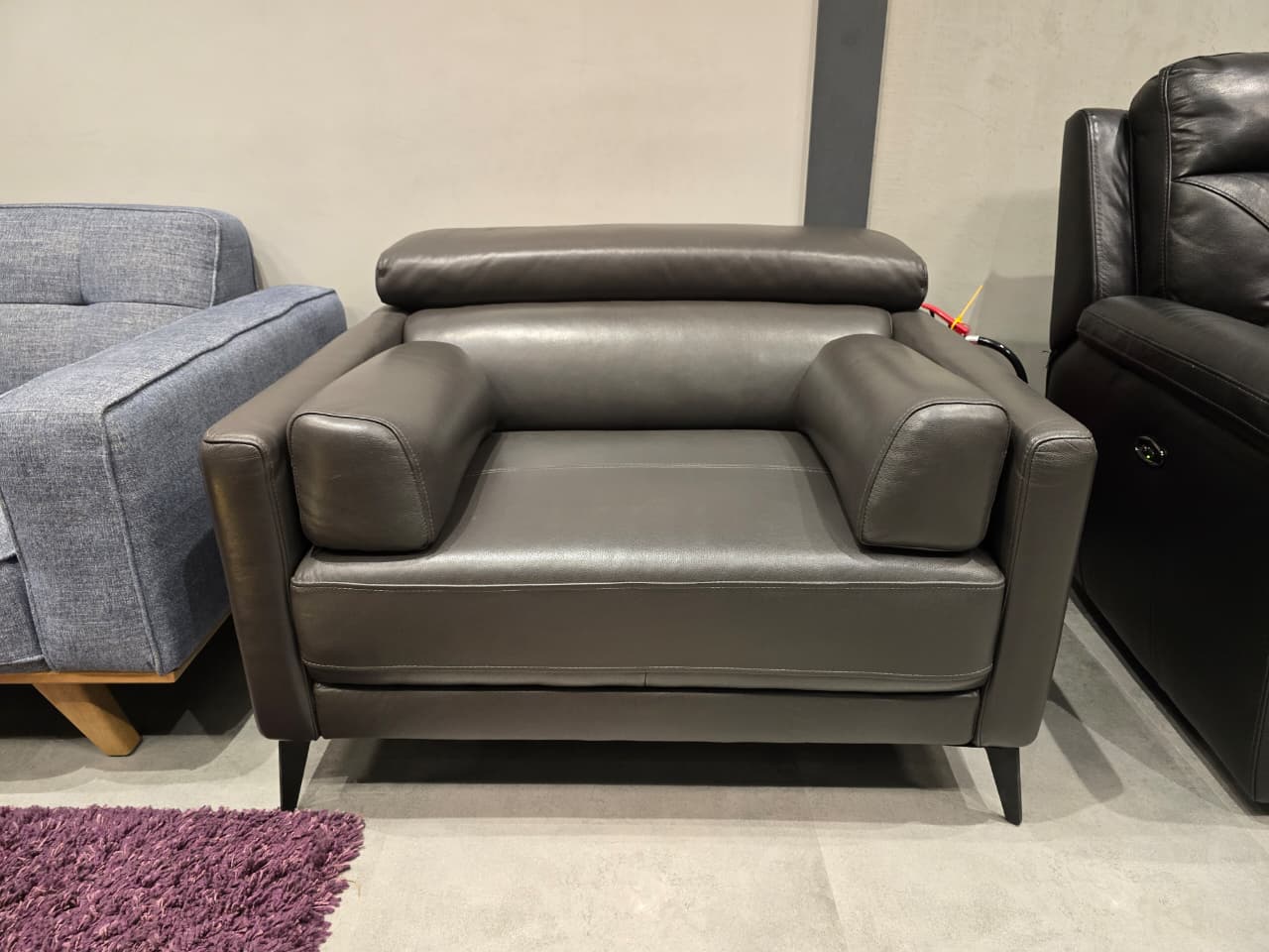 5310 - 1 SEATER - OUTLET