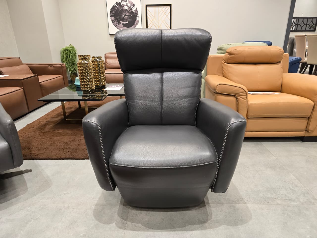 RS-B5030 - 1 SEATER RECLINER(ELECTRIC) - OUTLET