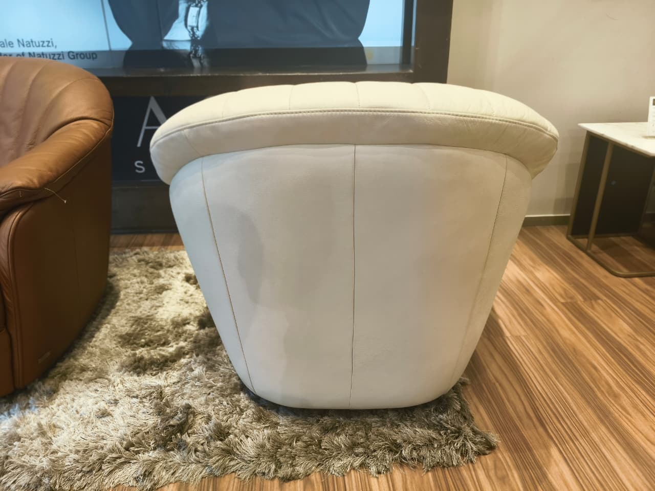 C163-A0D2(1) - SWIVEL CHAIR - BTM