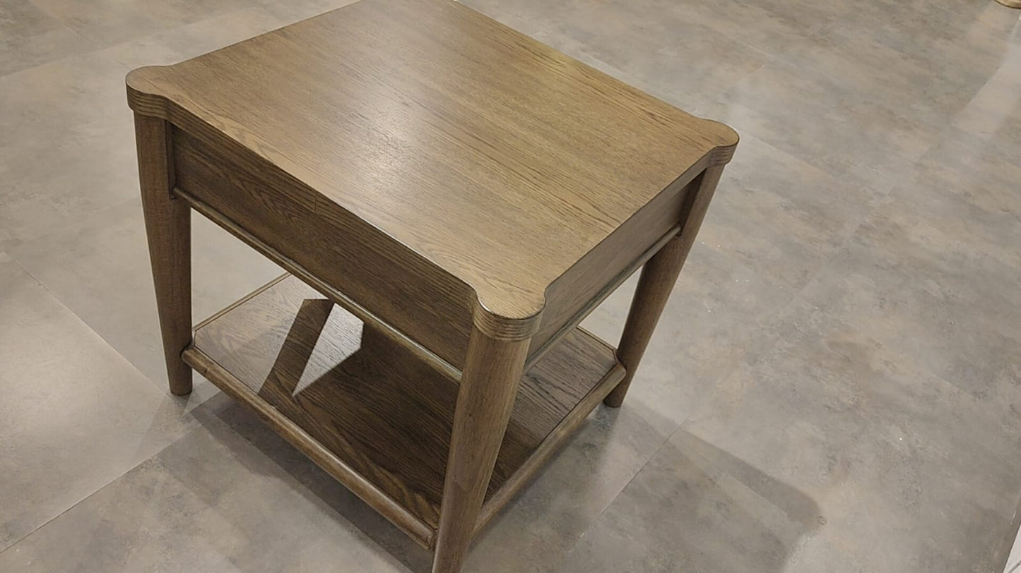 T769-3 - END TABLE - BSK