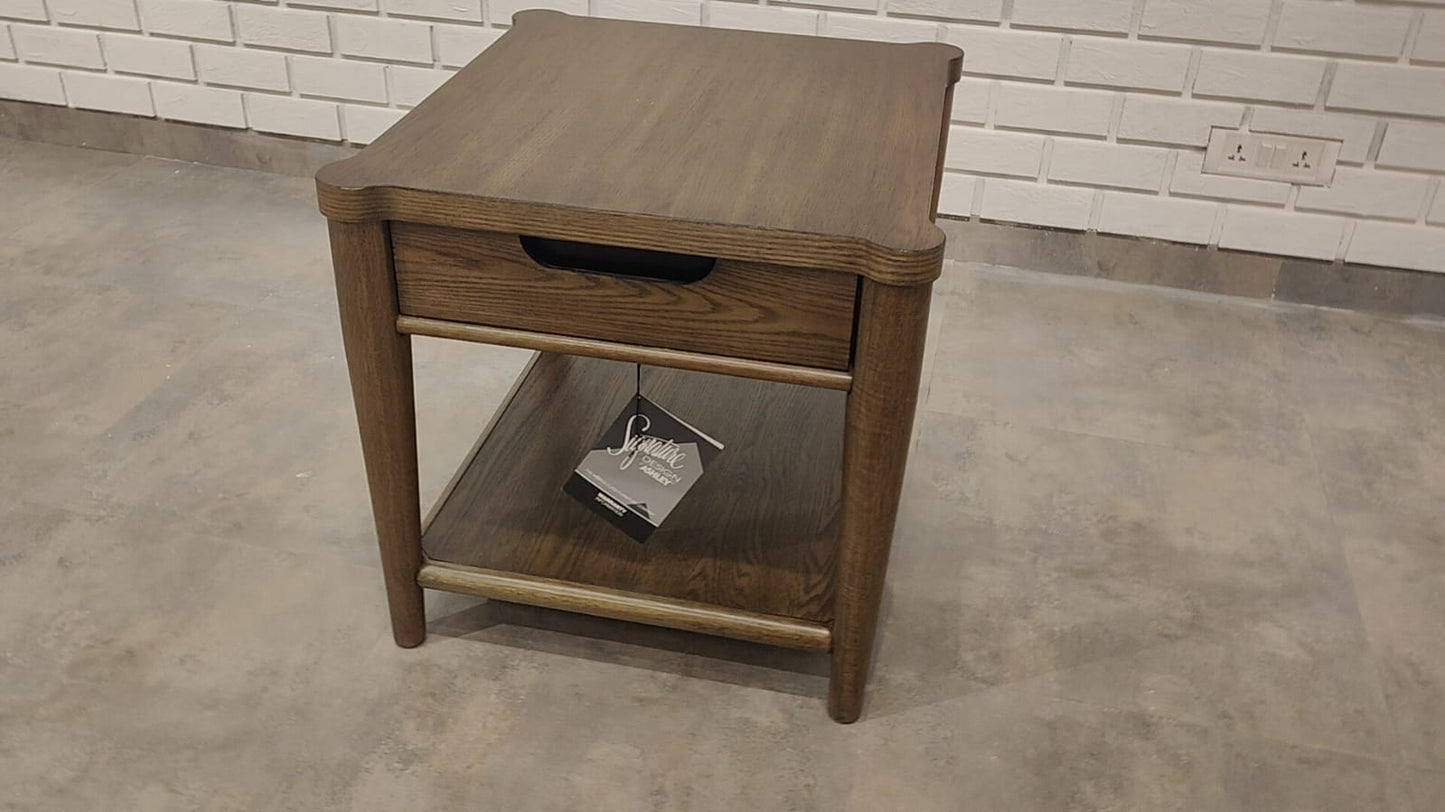 T769-3 - END TABLE - BSK