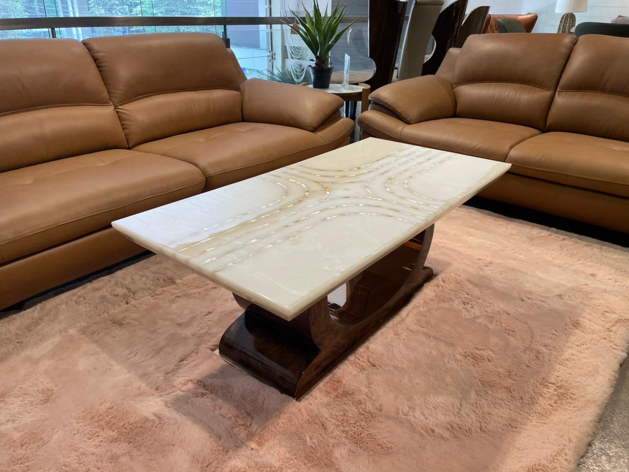 CRESCENT - CENTRE TABLE - BWDD