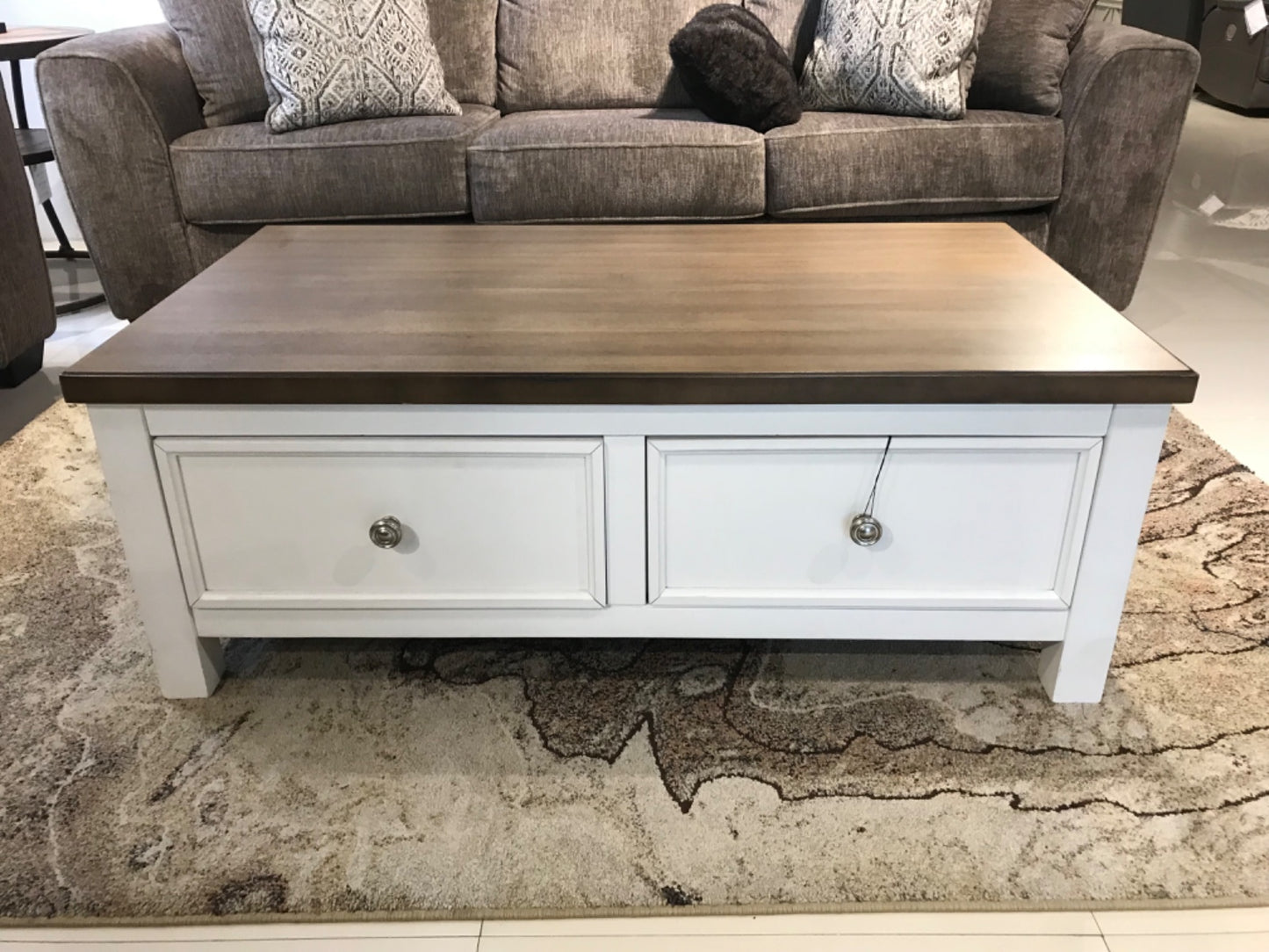 T5168-1 - CENTRE TABLE - BTM