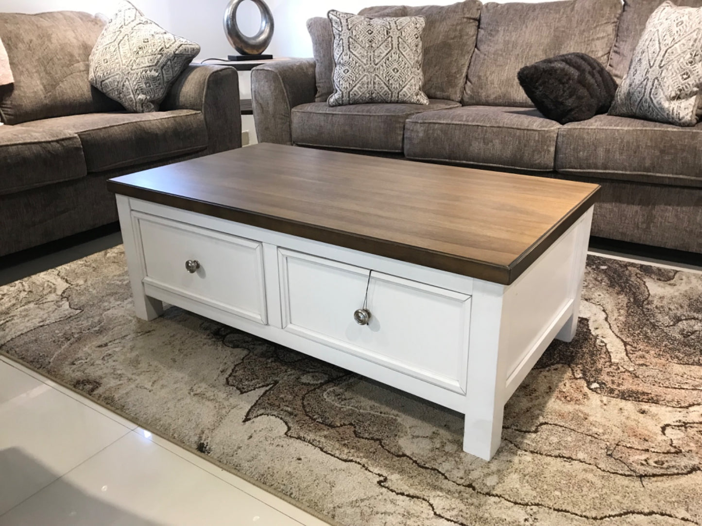 T5168-1 - CENTRE TABLE - BTM