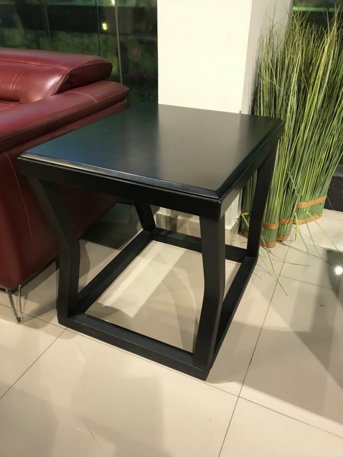T592-3(2) - SIDE TABLE  - BTM