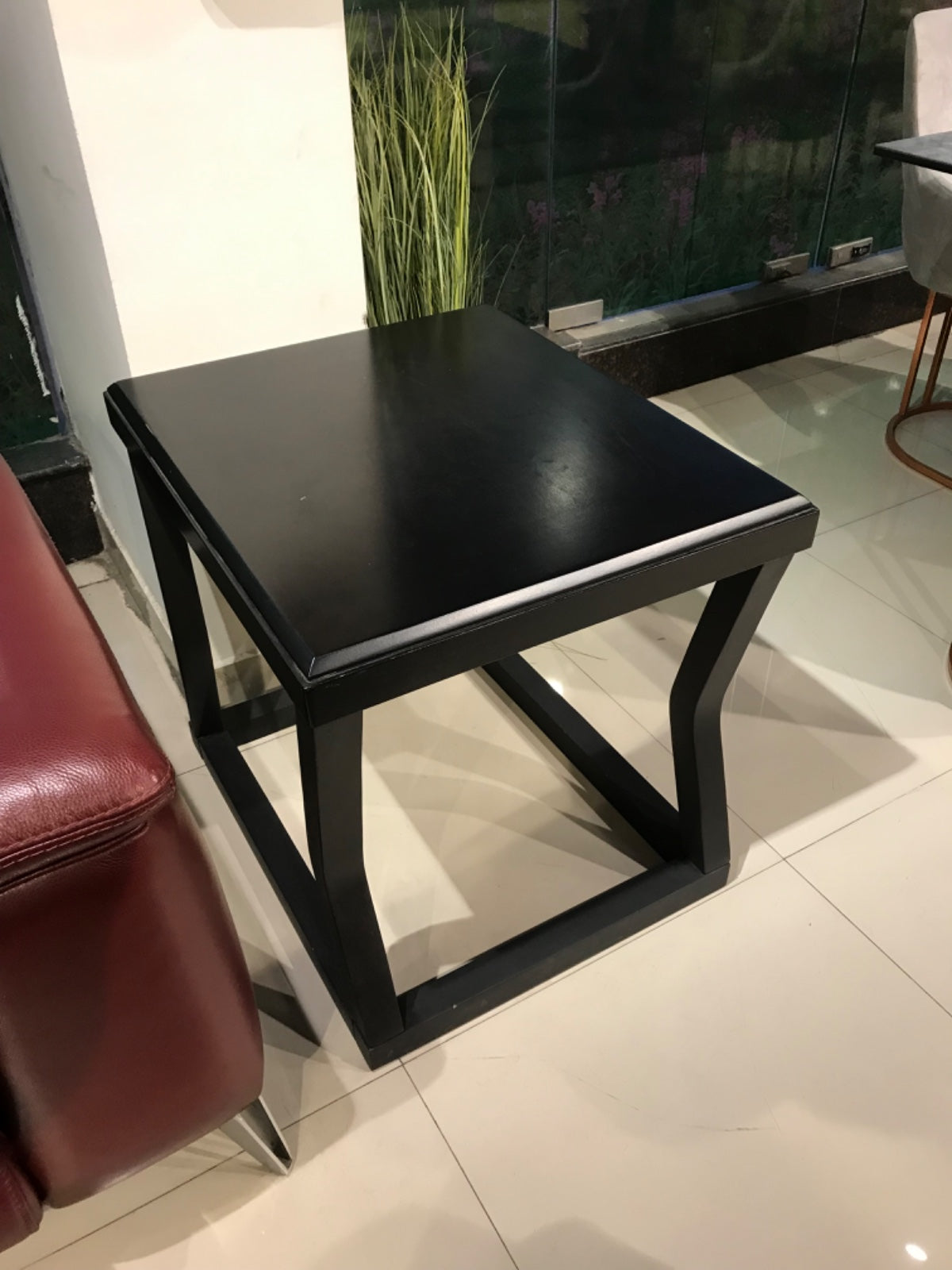 T592-3(2) - SIDE TABLE  - BTM