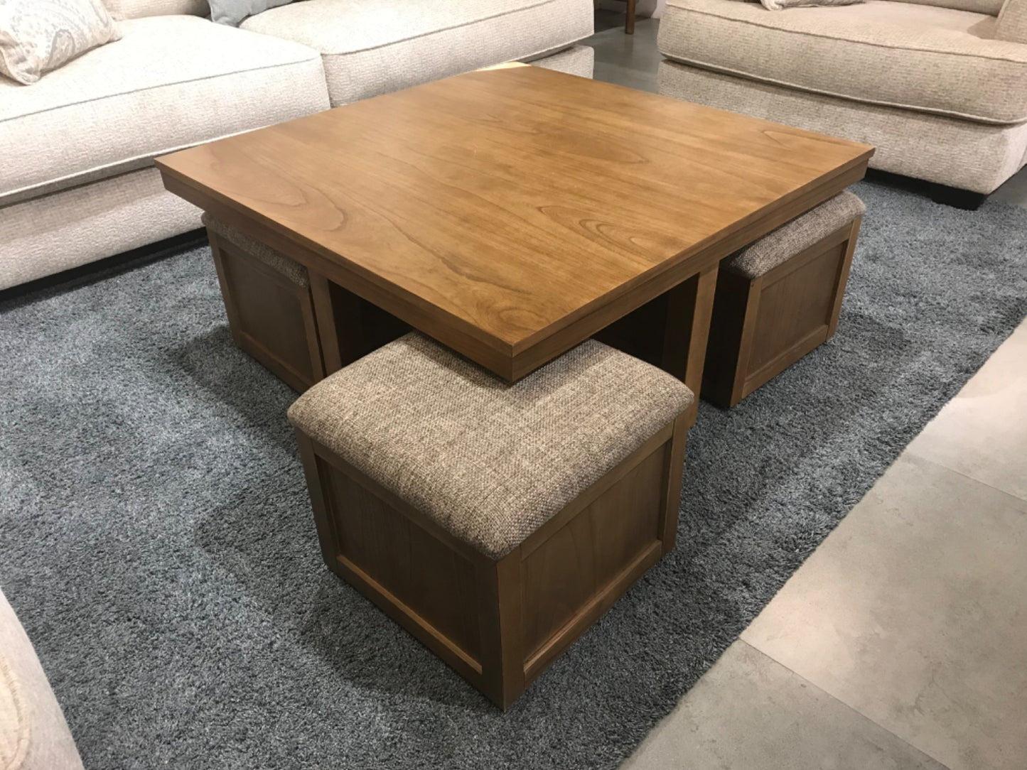 T738-20 - COFFEE TABLE+STOOLS - BTM