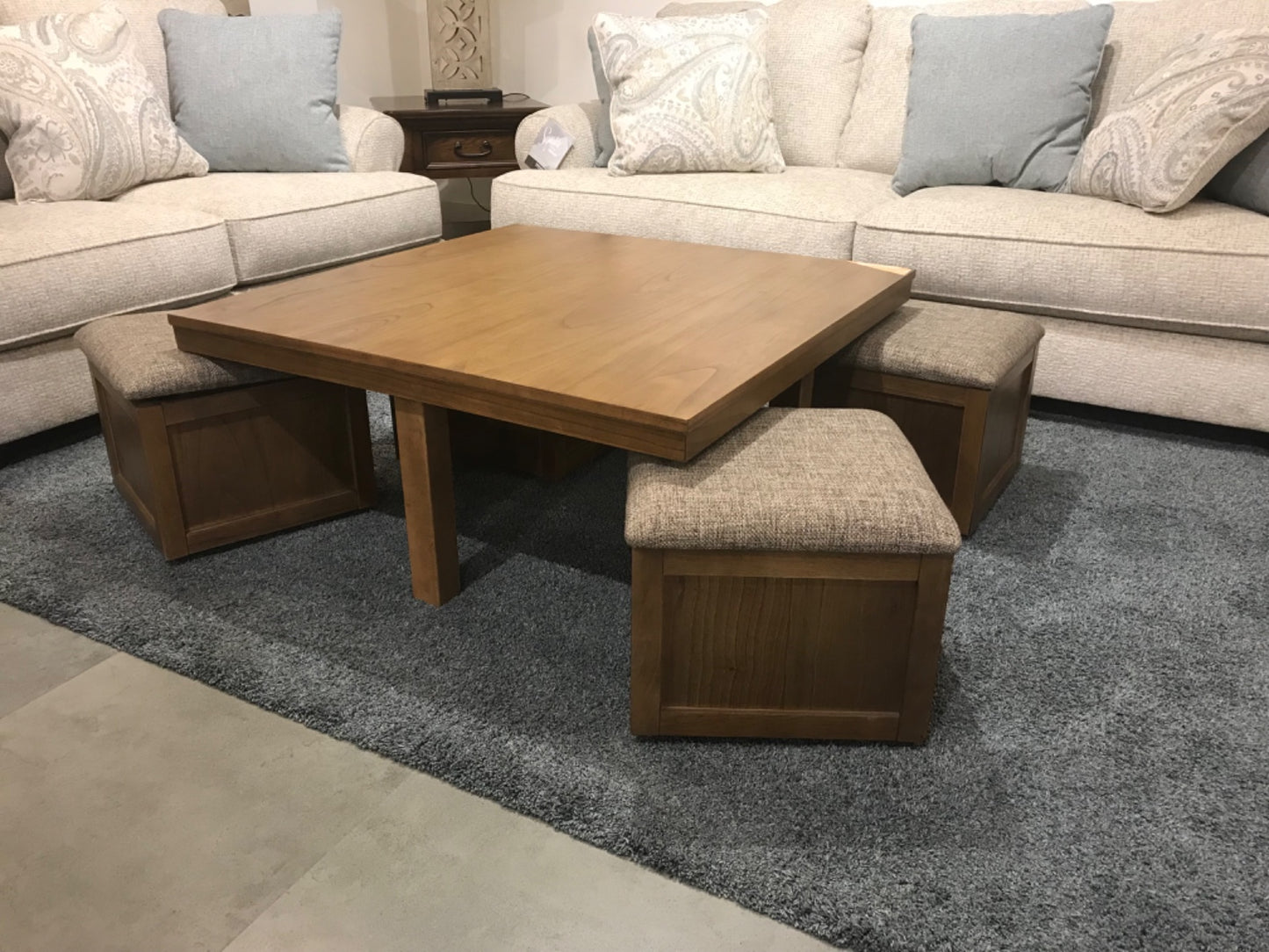 T738-20 - COFFEE TABLE+STOOLS - BTM