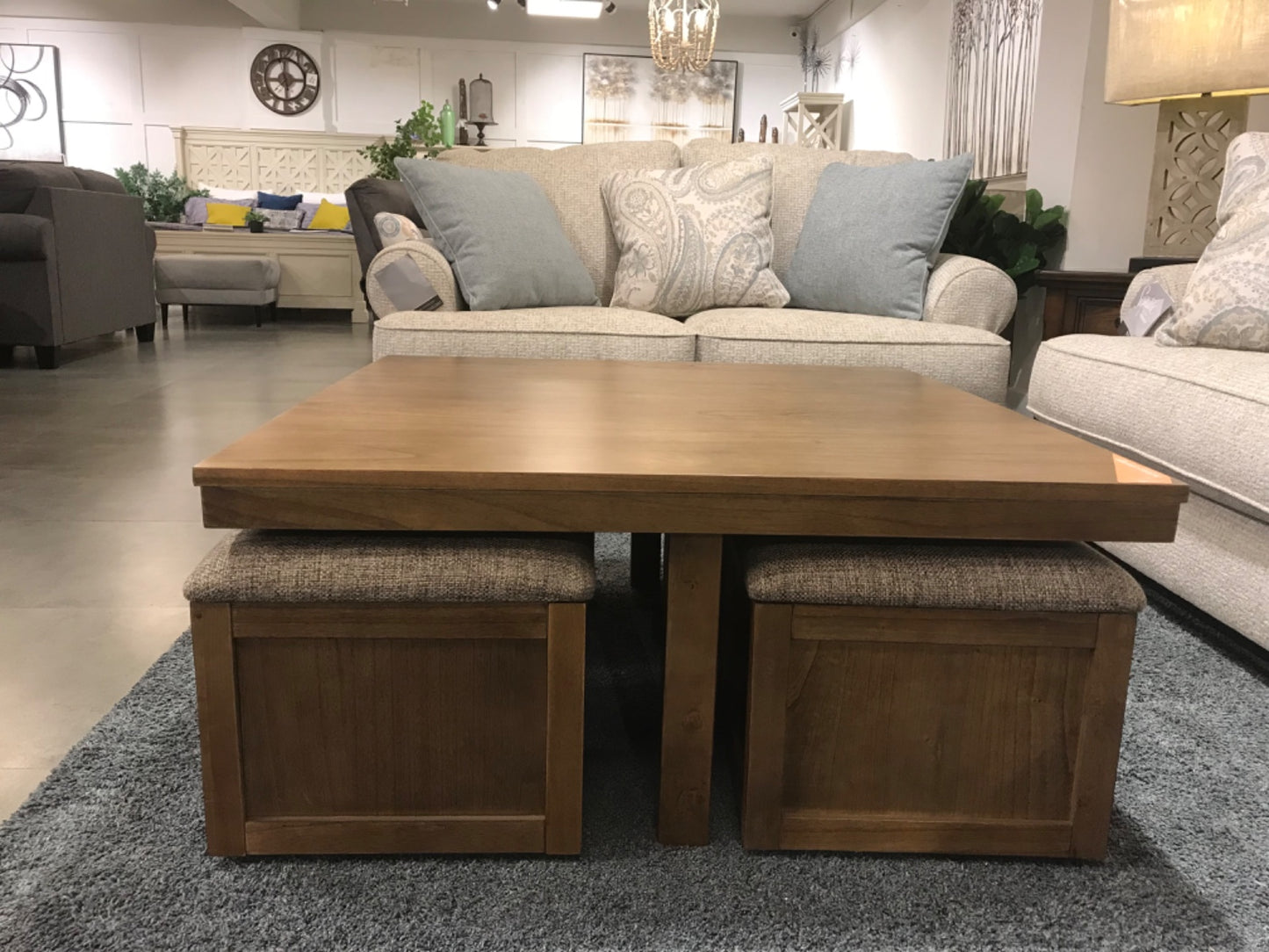 T738-20 - COFFEE TABLE+STOOLS - BTM