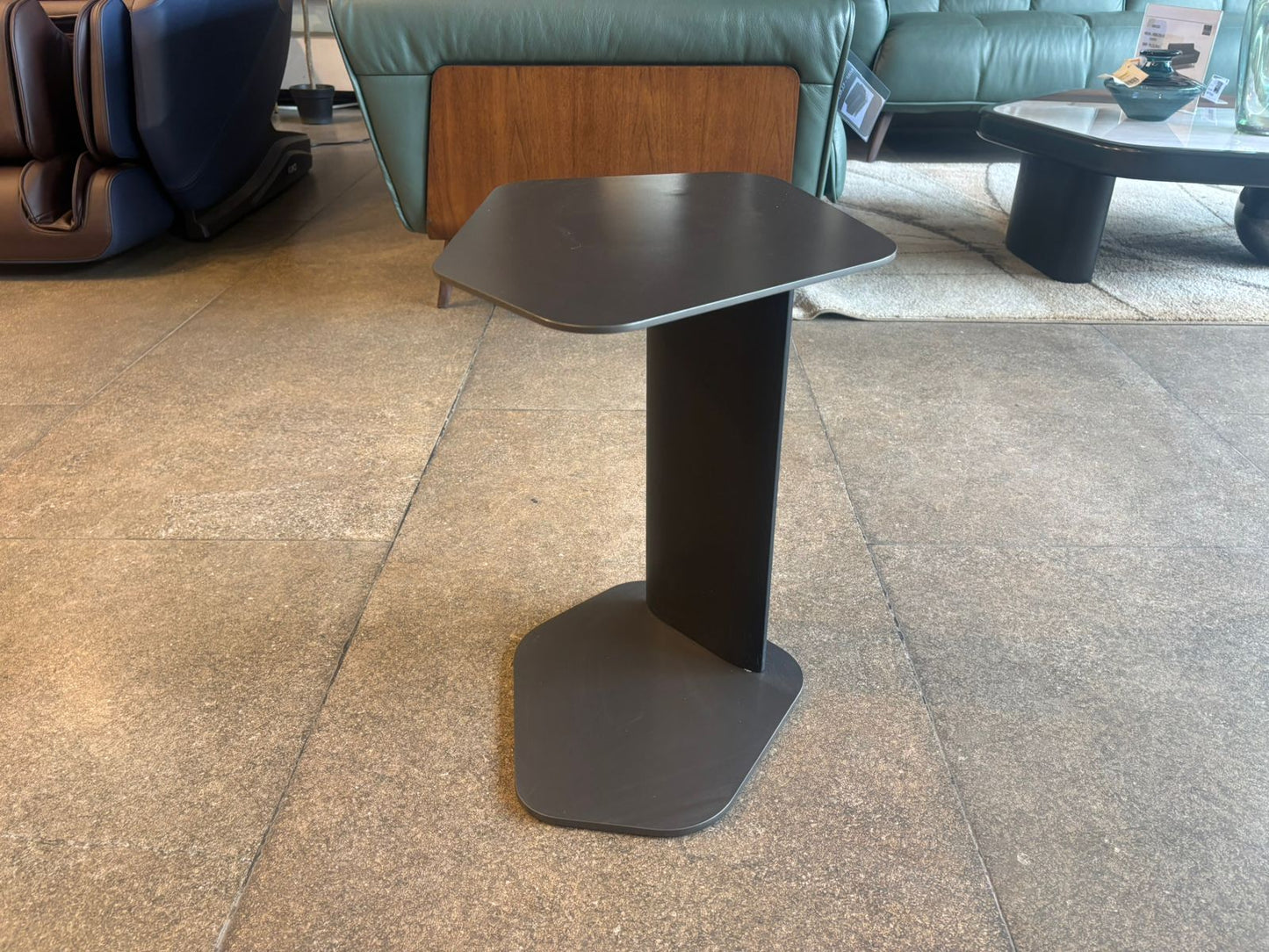 AJ2397BST - SIDE TABLE - WFD