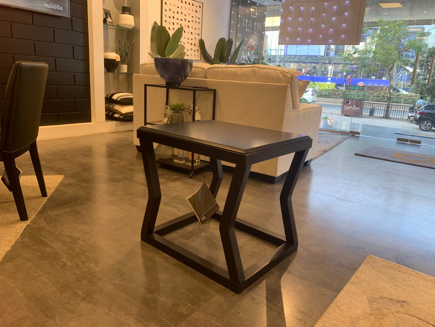 T592-3 - SIDE TABLE - MDP