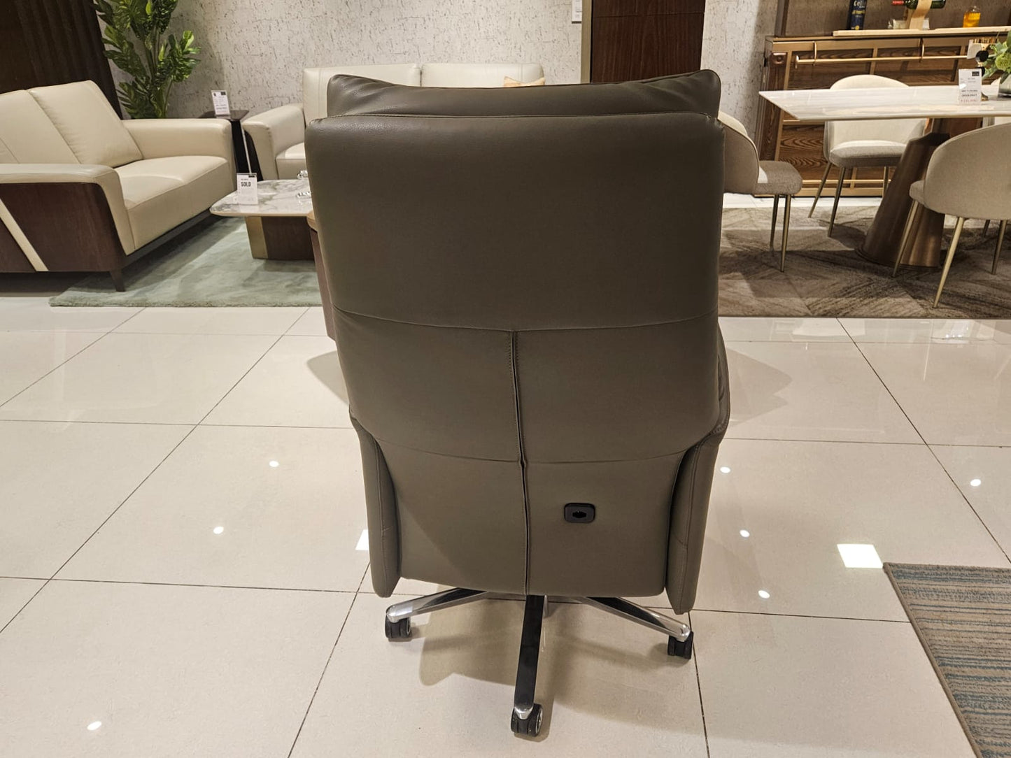 AW2206C-2 - 1 SEATER RECLINER(ELECTRIC) - BH
