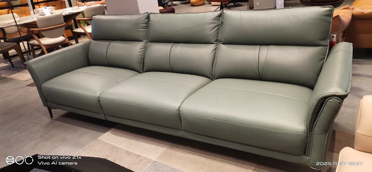 8180 - 4.5 SEATER - BH