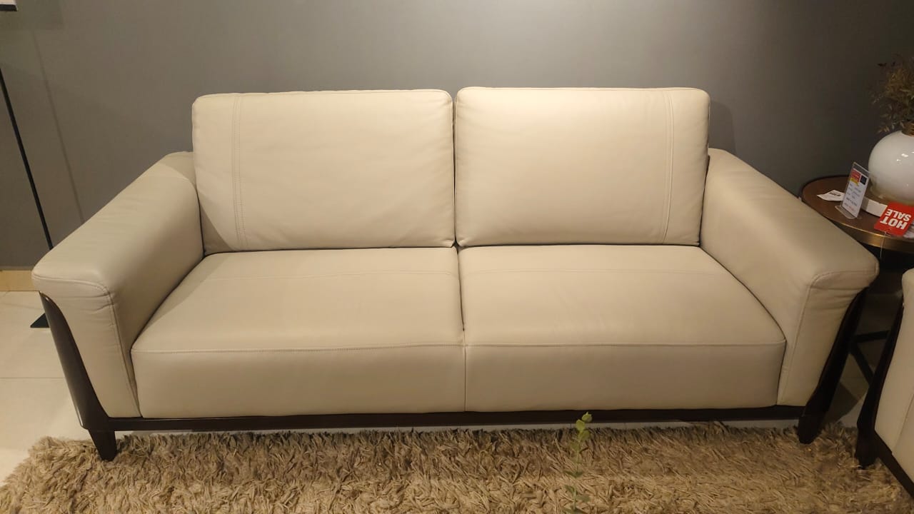 8121 - 3+2 SEATER - GB