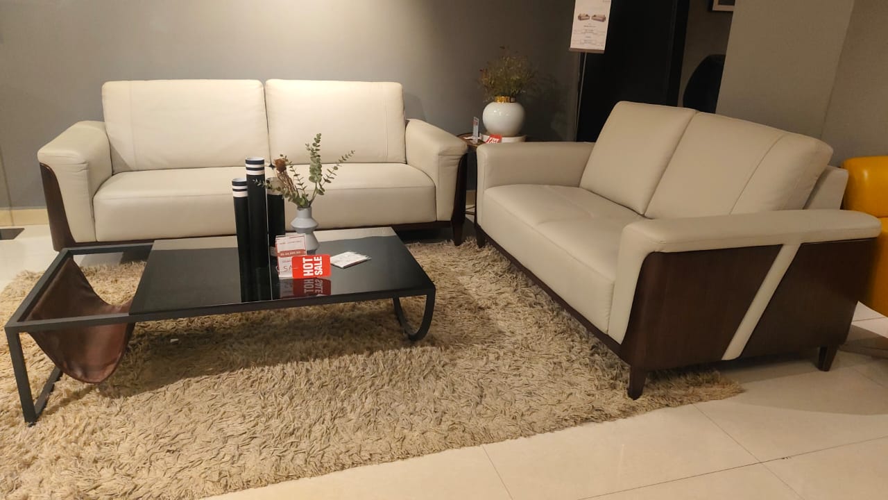 8121 - 3+2 SEATER - GB
