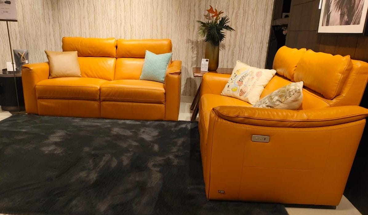 KM.5035 - 3+2 SEATER RECLINER(ELECTRIC) - GB