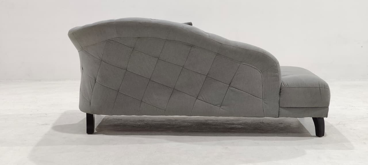EX.007 - CHAISE - BLR WH