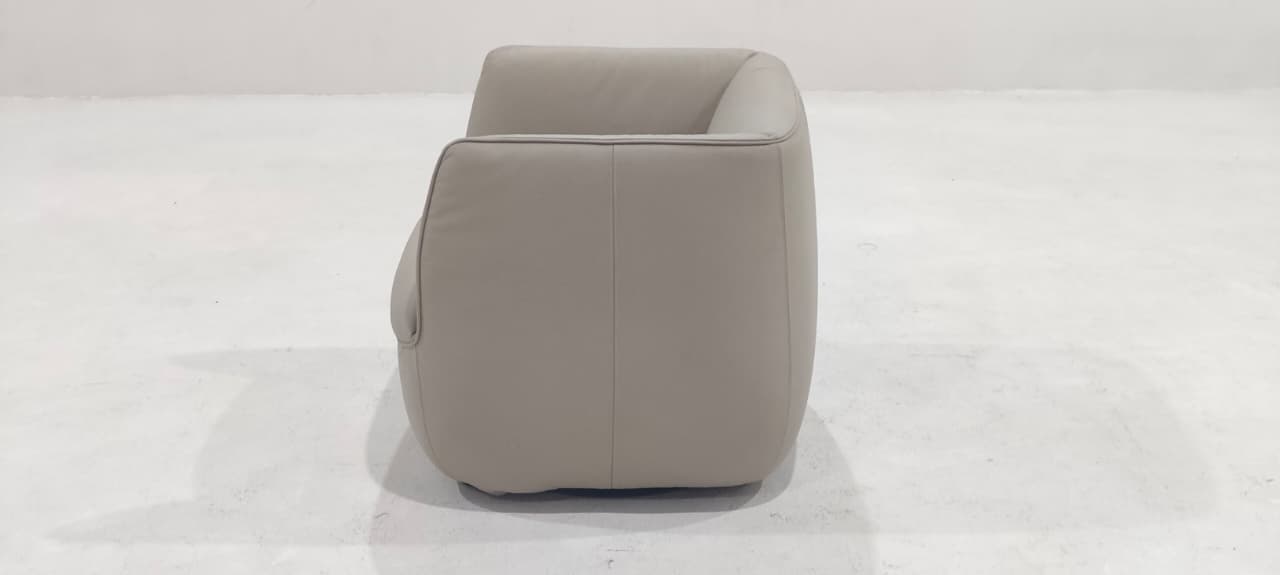 C195-066-A0D9(2) - SWIVEL CHAIR - BLR WH